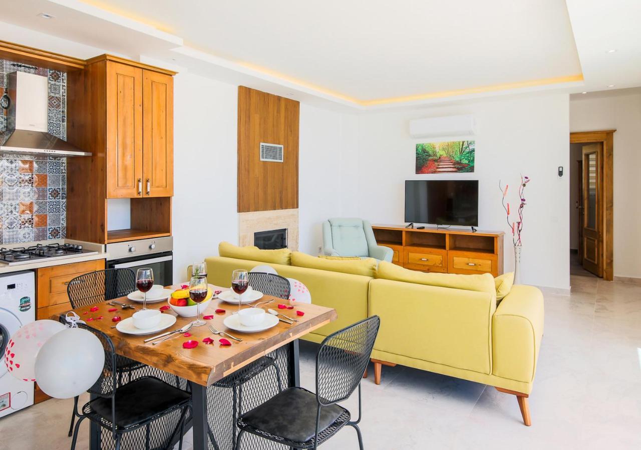 Villa Bella 3 Sleeps 4 Isolated Honeymoon Heated Pool Uzumlu  Esterno foto