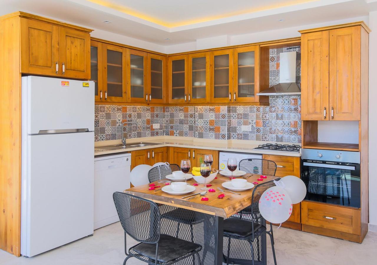 Villa Bella 3 Sleeps 4 Isolated Honeymoon Heated Pool Uzumlu  Esterno foto