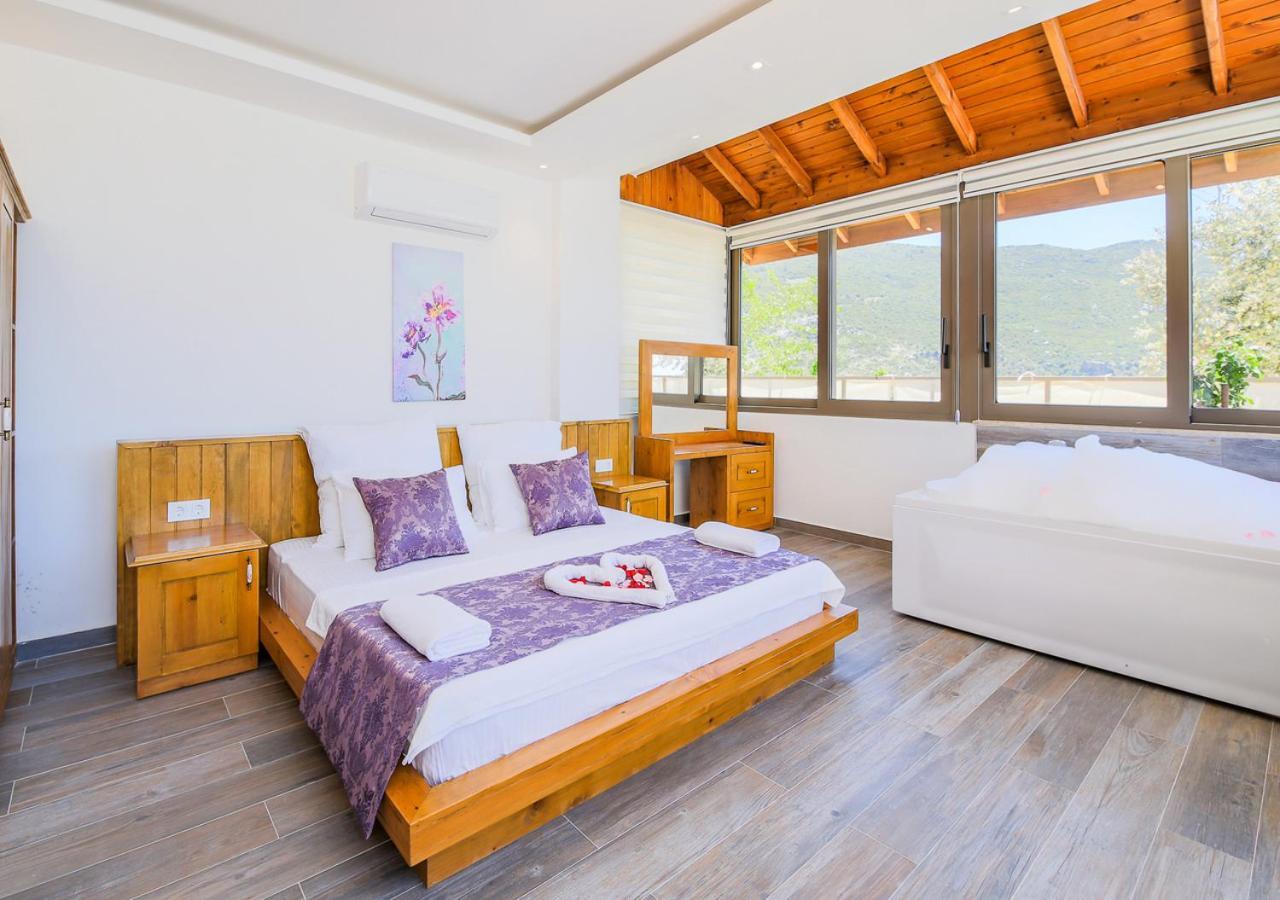 Villa Bella 3 Sleeps 4 Isolated Honeymoon Heated Pool Uzumlu  Esterno foto