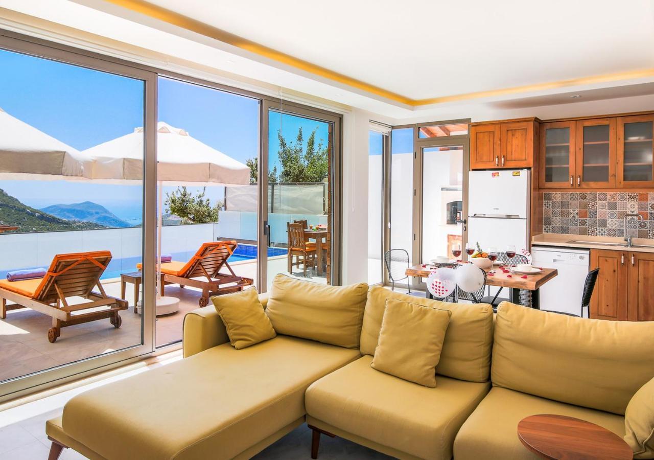 Villa Bella 3 Sleeps 4 Isolated Honeymoon Heated Pool Uzumlu  Esterno foto