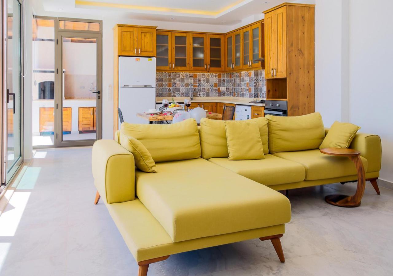 Villa Bella 3 Sleeps 4 Isolated Honeymoon Heated Pool Uzumlu  Esterno foto