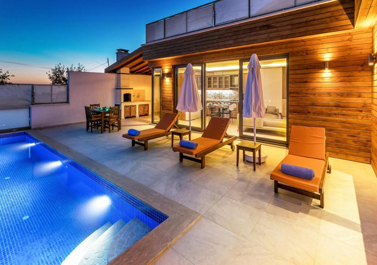 Villa Bella 3 Sleeps 4 Isolated Honeymoon Heated Pool Uzumlu  Esterno foto